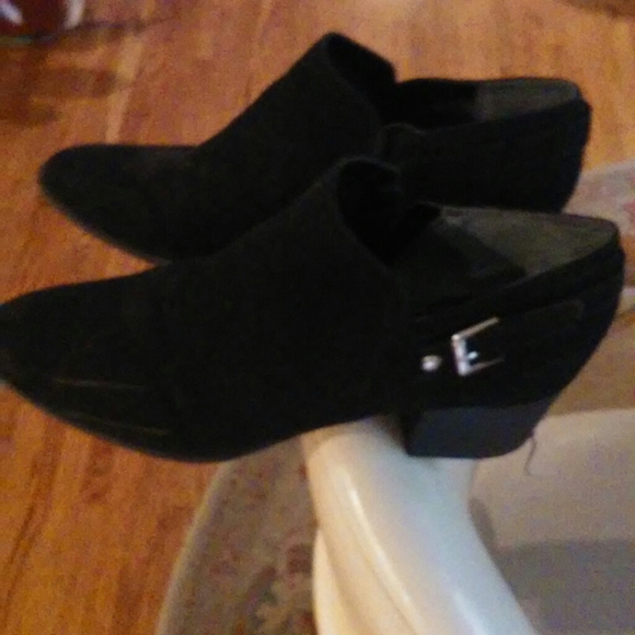 Suede boots - Picture 4 of 7